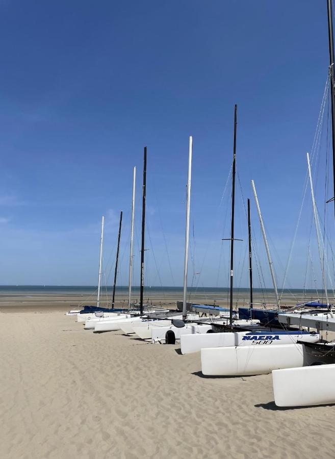 Moderne Studio Aan Het Strand In Oostduinkerke-Bad Koksijde Ngoại thất bức ảnh